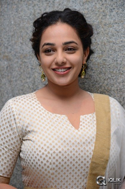 Nithya-Menen-At-100-Days-of-Love-Movie-Release-Date-Press-Meet